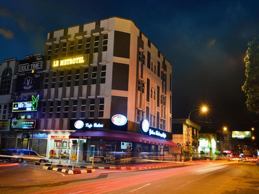 Le Metrotel Ipoh Esterno foto